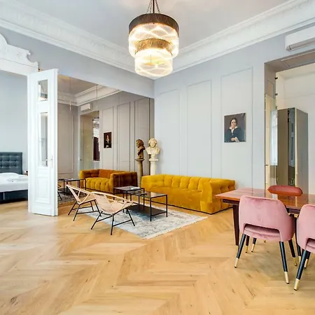 Danube Deluxe Апартаменты